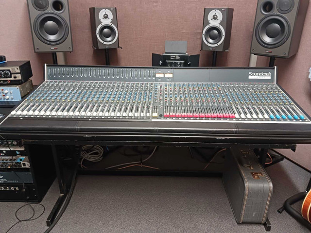 Console soundcraft série 6000 dans Matériel audio professionnel  à Lévis