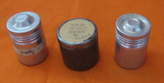 Vintage ANSO Camera B&W Film Roll With Metal Case - UNIT 04 - in Cameras & Camcorders in Edmonton