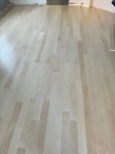 Plancher de bois franc, érable sélect, View more