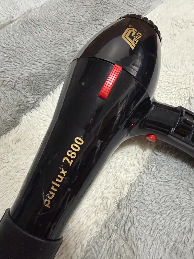 Parlux 2800 Pro Salon Hair Dryer in Irons & Garment Steamers in Markham / York Region - Image 3