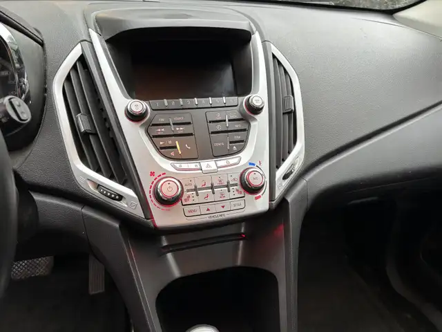 GMC terrain 2014 in Cars & Trucks in Trois-Rivières - Image 6