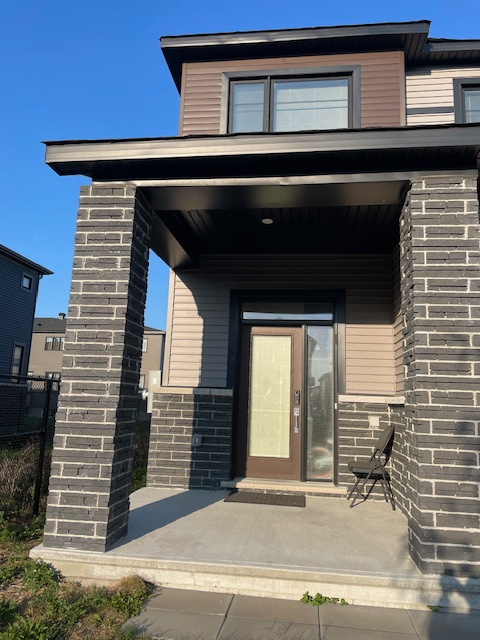 End unit executive town house for rent in Barrhaven. Minto built in August 2023, with a finished bas...