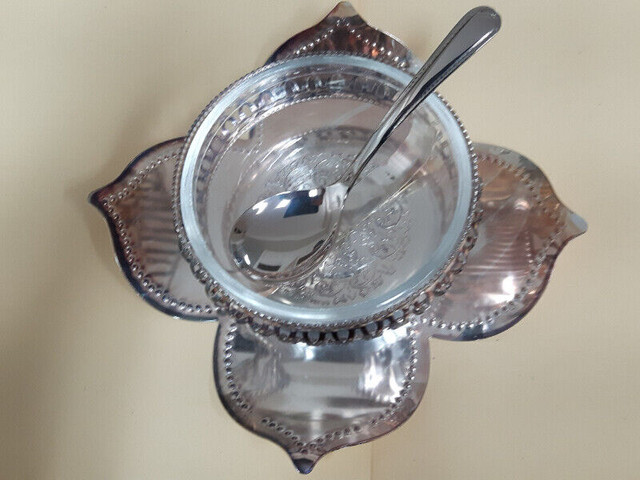 Vintage Brama Sterling Relish Bowl on Leaf Set in Arts & Collectibles in Mississauga / Peel Region