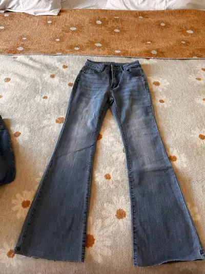 First two jeans are from SHEIN Petite XS Third is SHEIN S 4th & 5th are from fashion nova XS long bo...