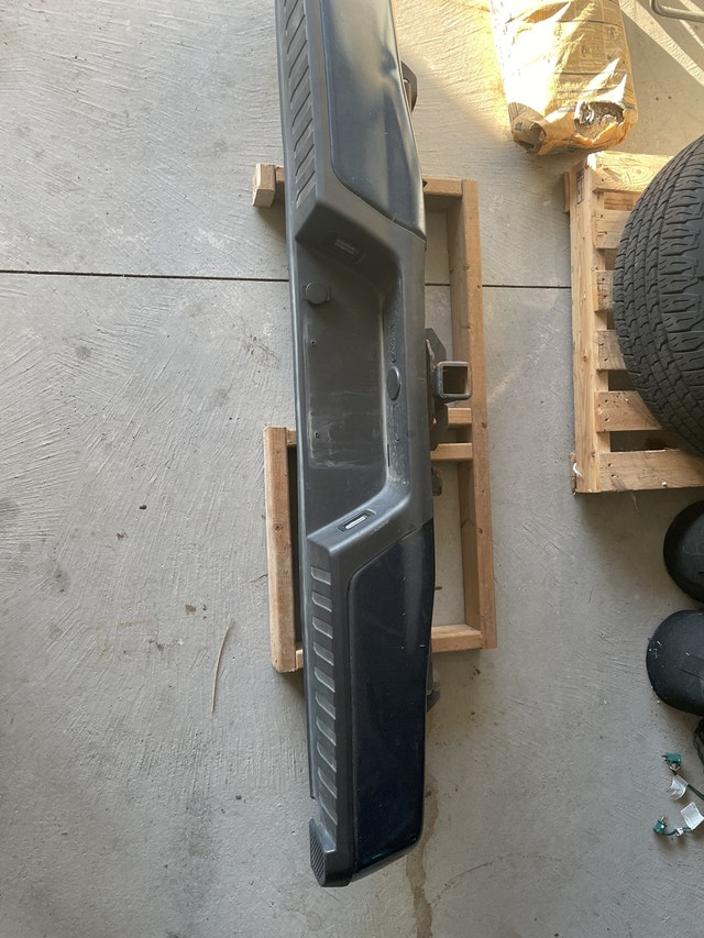 20152020 F150 Rear bumper complete with hitch Auto Body Parts