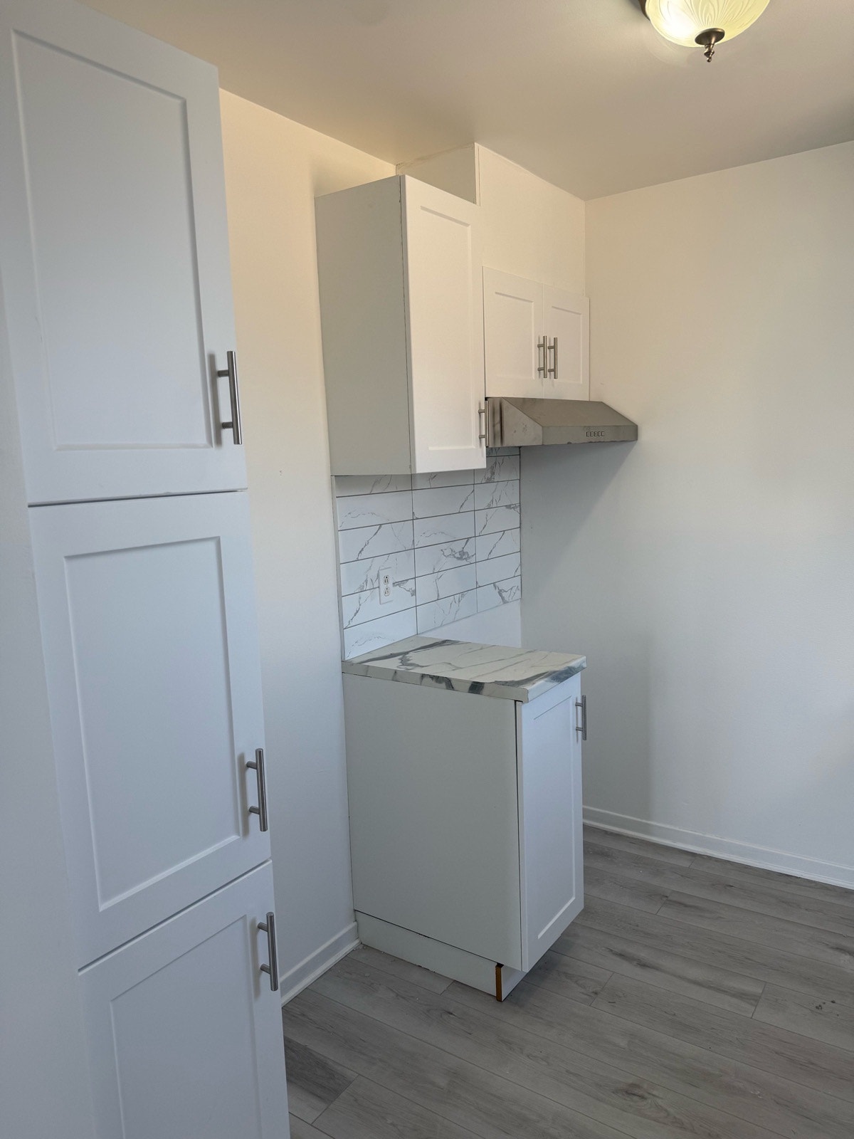 4376 Kimber St — photo 3