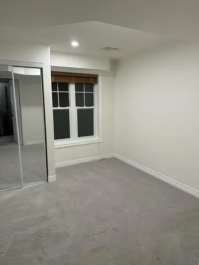 Room for rent to a Female Student from College/University
