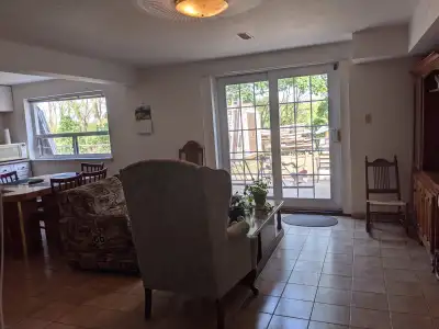 2 ROOMS FOR RENT IN WALKOUT BASEMENT (Jane & sheppard) 2 clean bedrooms available in a quiet and wel...