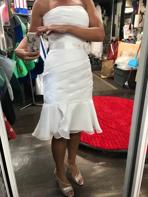 Robe de mariage taille 2-4 in Wedding in Gatineau - Image 5