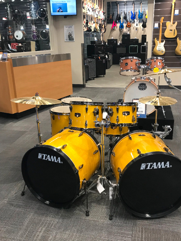 Drum Kit in Drums & Percussion in Winnipeg