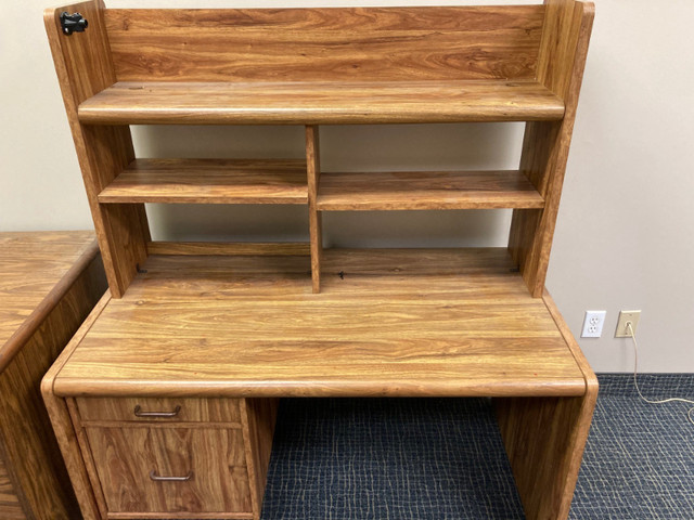 OFFICE DESK in Desks in Mississauga / Peel Region