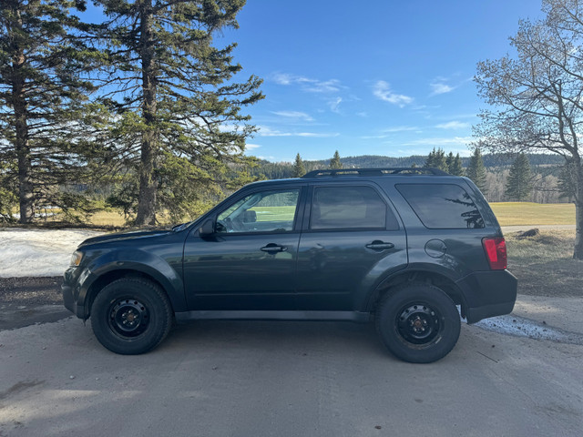 2009 Mazda Tribute - including 2 sets of tires in Cars & Trucks in Calgary - Image 4