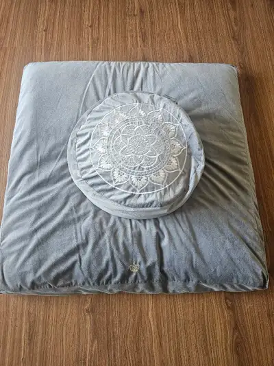 meditation cushion and mat, View more