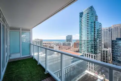 1 Bed 1 Bath Luxury Condo W/ Lake View For Rent