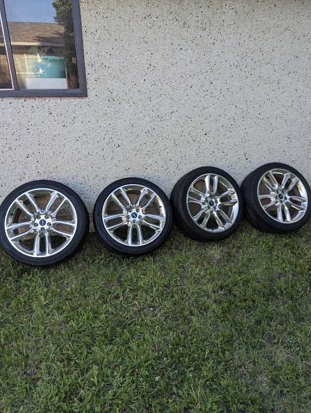 Lincoln MKX Chrome 22" Wheels and tires 265/40R22 Tires & Rims