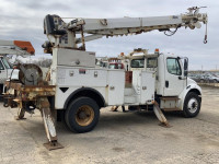 2016 Freightliner Altec Digger Derrick (M2-106 + DM47B-TR)