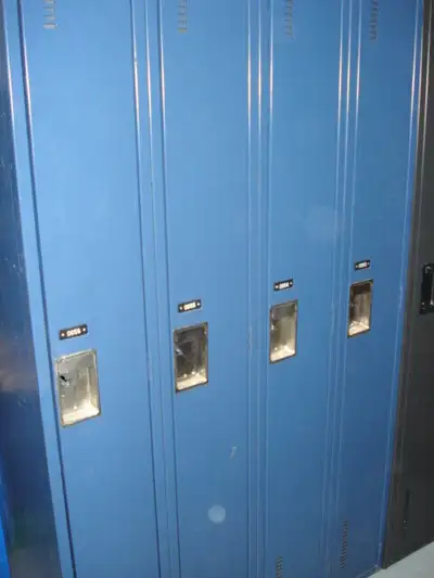 6000 CASIERS - LOCKERS - ARMOIRES - BOOKCASE - CLASSEURS - FILES, View more