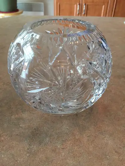 Bonbonnière en crystal Pinwheel, View more