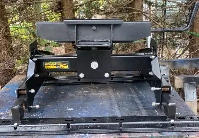 Hi Jacker Demco Ultra Slide 5W Hitch Reconditioned , Cleaned Up, Greased Up already to tow Includes...