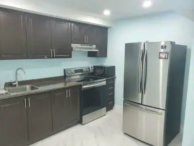 basement studio apartment creditview / wanless Aug 1st