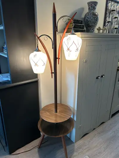 Beautiful and rare MCM mid-century modern floor lamp with a built-in two-tier table and double hangi...