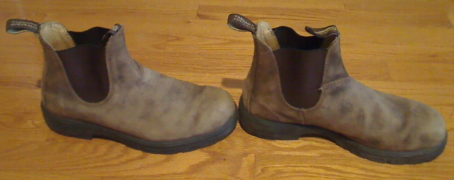 Blundstone Boots Classic Aus8.5/M9.5/W12 in Men's Shoes in City of Toronto - Image 3