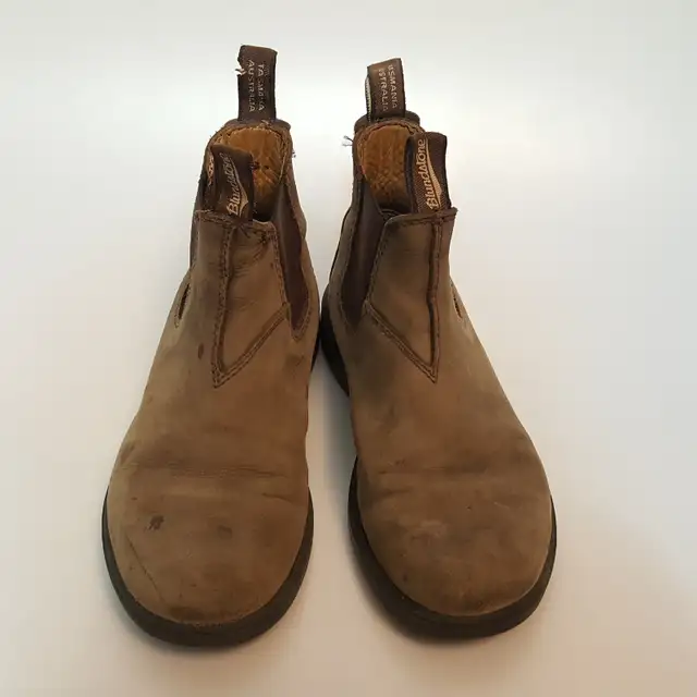 Blundstone 500 Boot Brown ⎮ Womens  5 US in Women's - Shoes in City of Toronto - Image 3