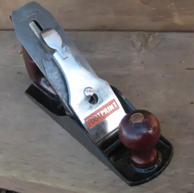 English made back when they were better quality. Sharp and complete. Ready to plane some boards Flat...