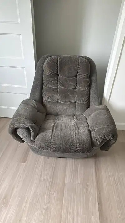 Fauteuil Pivotant, View more