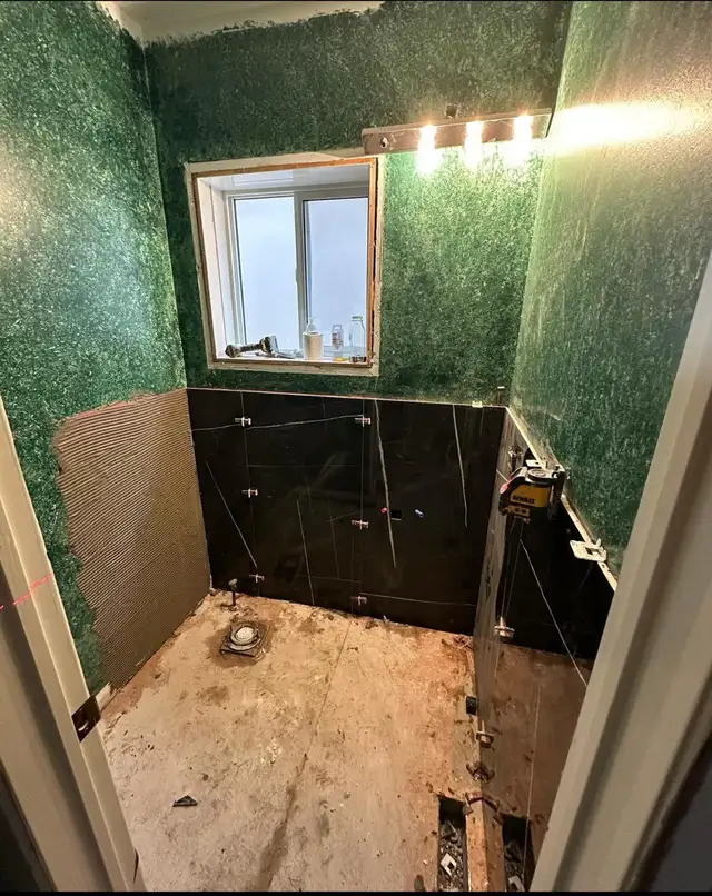 tile setter/tile installer GTA64037117592065123