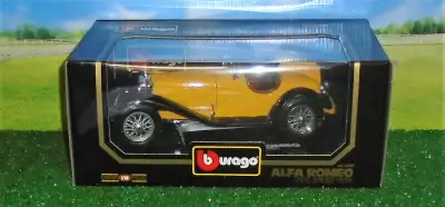 Modèle Burago Diecast...De ma collection...Alfa Romeo 2300 Spider (1932) absolument comme flambante...
