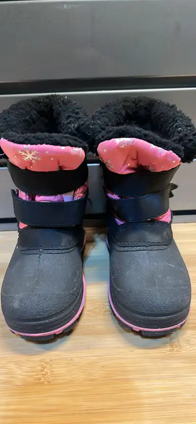 Youth Children Snow Boots Size 7. Windermere Pickup, View more