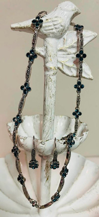 VTG  Sterling Silver Blue Topaz Floral Necklace Set