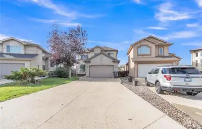 Beautiful 3 Bedroom House for Rent – Spacious 2064 Sq Ft Home Located in a quiet and family-friendly...
