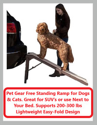 (NEW) Pet Gear Free Standing Ramp Supports 200-300 lbs Easy-Fold