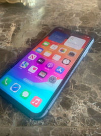 Iphone 11 64gb comme neuf