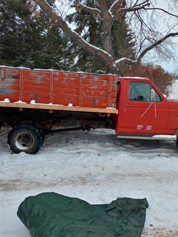 1993 Ford 4x4 1 ton dually grain truck 12 ft. box, hoist TRADES