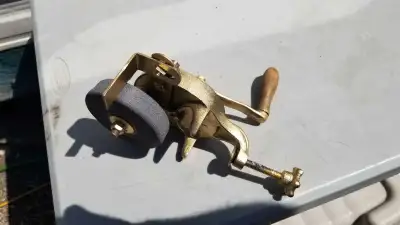 Hand Crank Grinder, View more