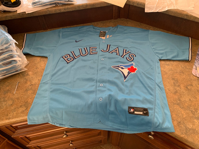 Toronto Blue Jays MANOAH large mens  in Arts & Collectibles in St. Catharines - Image 2