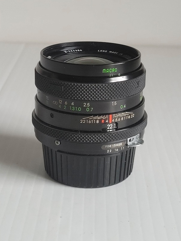 Sigma Mini  Wide 28mm F 2 .8 Lens For Nikon Ai Mount  in Cameras & Camcorders in City of Montréal - Image 2