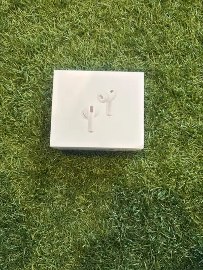 Airpod pro gen 3 ✅bonne qualité sonore ✅neuf ✅jamais utilisé Viens mecrire en privé pour plus d’info...