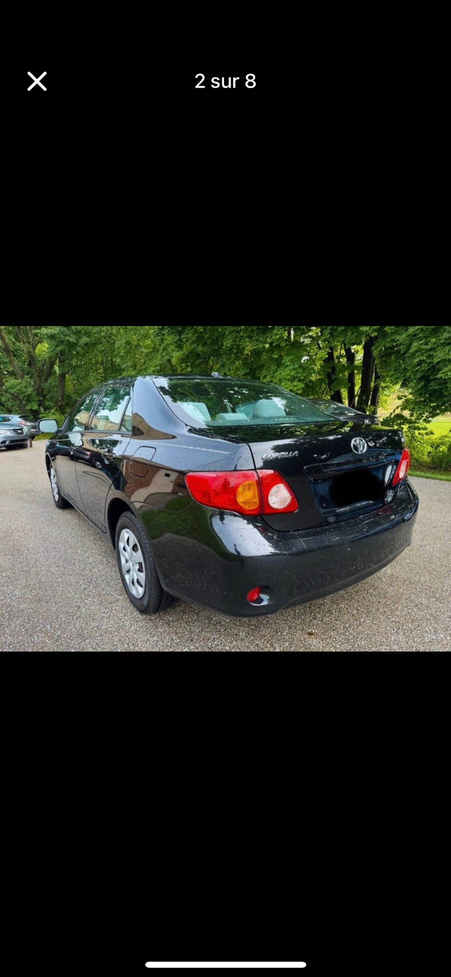 Toyota Corolla très bas kilomètres 63000km dans Autos et camions  à Ville de Montréal - Image 3