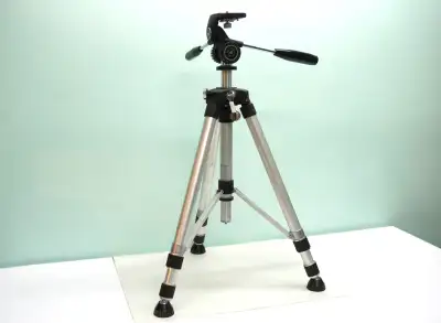 Vintage Bell & Howell Metal Tripod – Very Solid - Made in Japan, View more