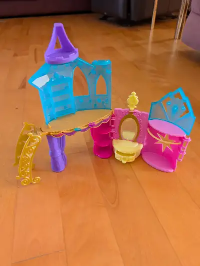 Château My Little Pony, View more