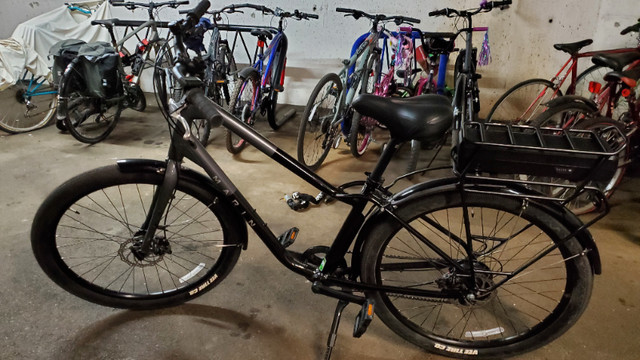 Rarely used 2022 Stinson ebike in eBike in Burnaby/New Westminster