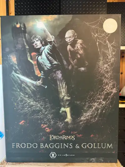 Prime 1 Lord of the rings Frodo and Gollum Bonus Version, View more