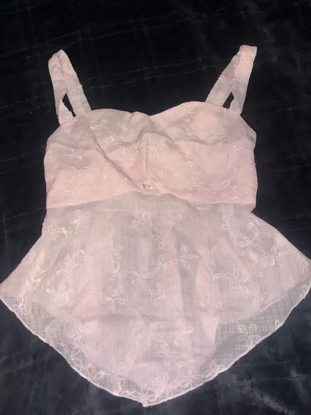 Womans Shirt in Women's - Tops & Outerwear in Calgary - Image 2