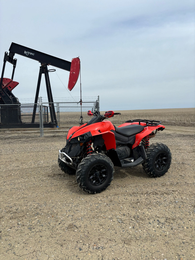 2016 Can am Renegade 570 v-twin in ATVs in Lethbridge - Image 2