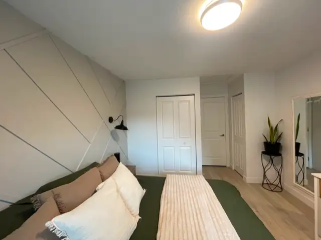 Updated house for rent - 4 bedroom, 2 bathroom63005668966401122
