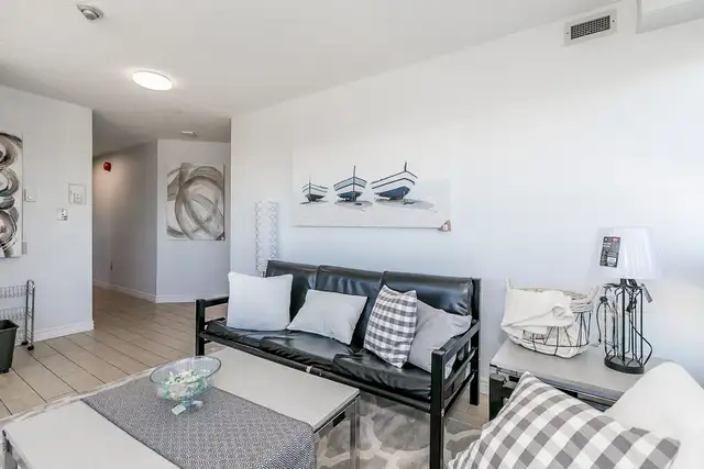 All Inclusive Rooms (rent) Student Residence-Georgian/Lakehead U in Room Rentals & Roommates in Barrie - Image 19